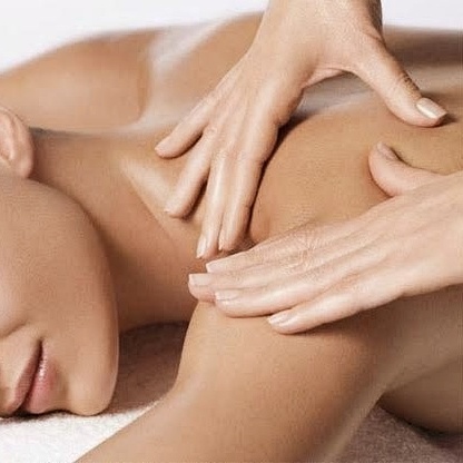 Massagem de Relaxamento | Royalty Clinic